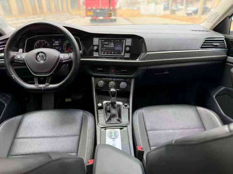 东营19年大众速腾4