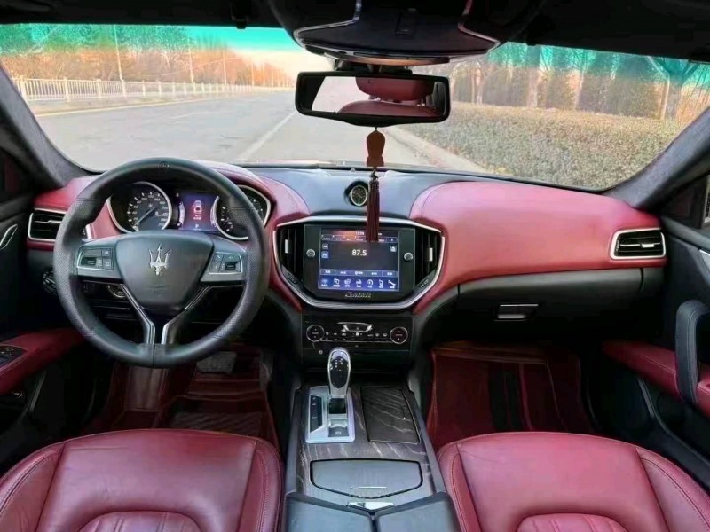 滨州16年玛莎拉蒂Ghibli5