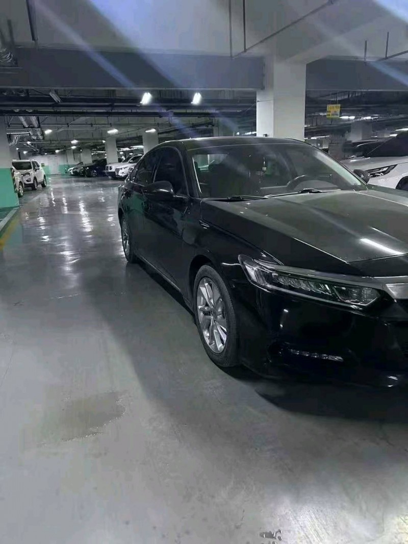 石家庄19年本田雅阁4