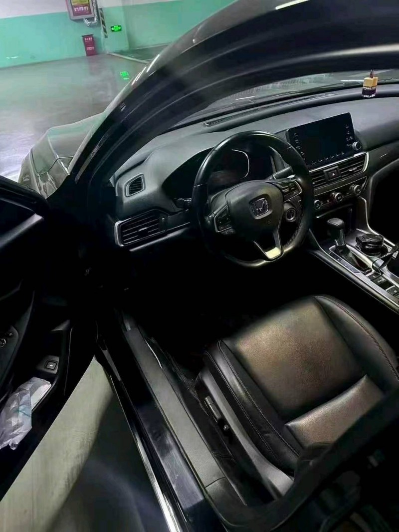 石家庄19年本田雅阁7