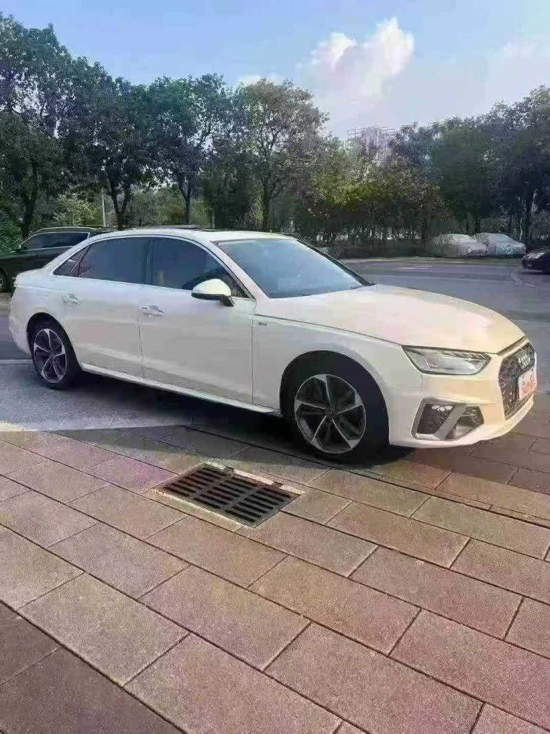 佛山22年奥迪A4L3