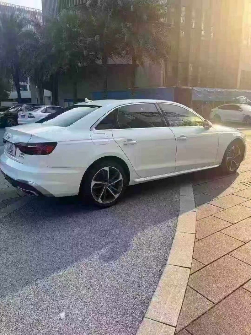佛山22年奥迪A4L4