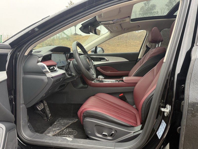 鹤壁24年红旗H55