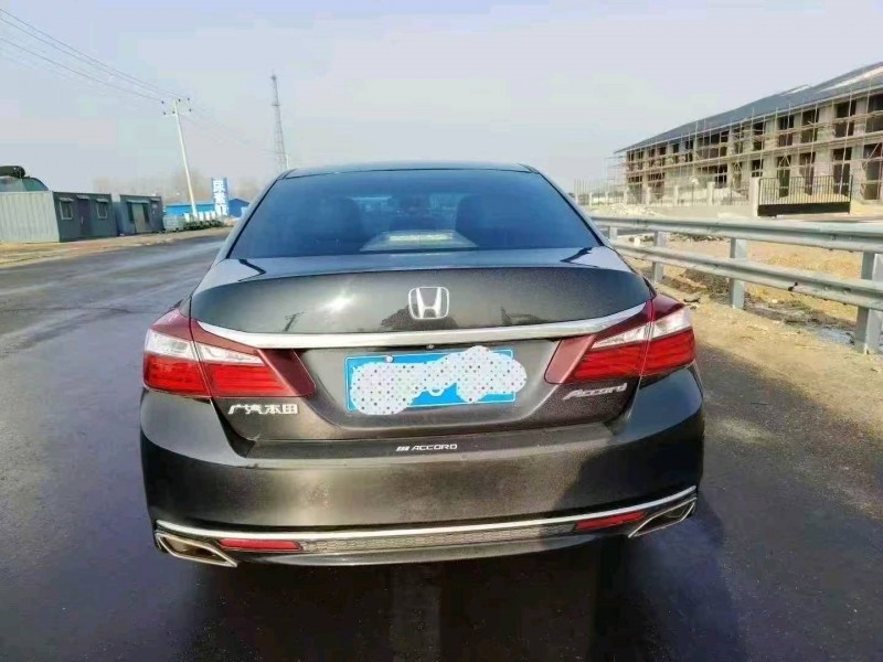 邯郸17年本田雅阁3