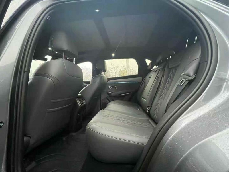 廣州25年比亞迪宋5