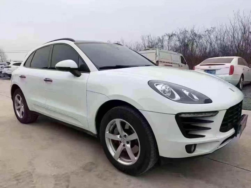 济宁17年保时捷Macan3