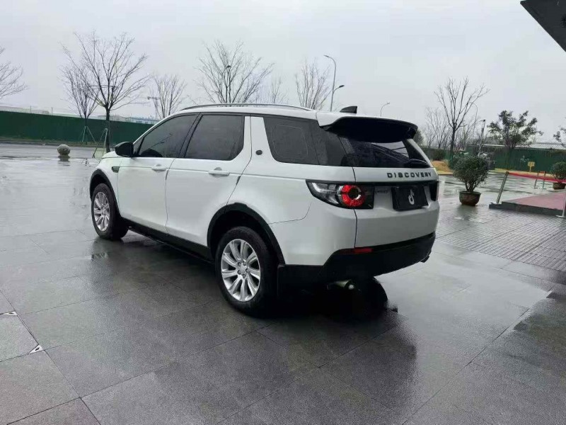 苏州19年路虎发现神行7