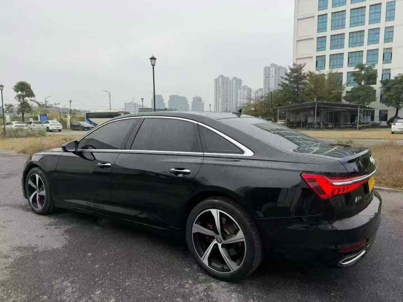 南宁19年奥迪A6L7