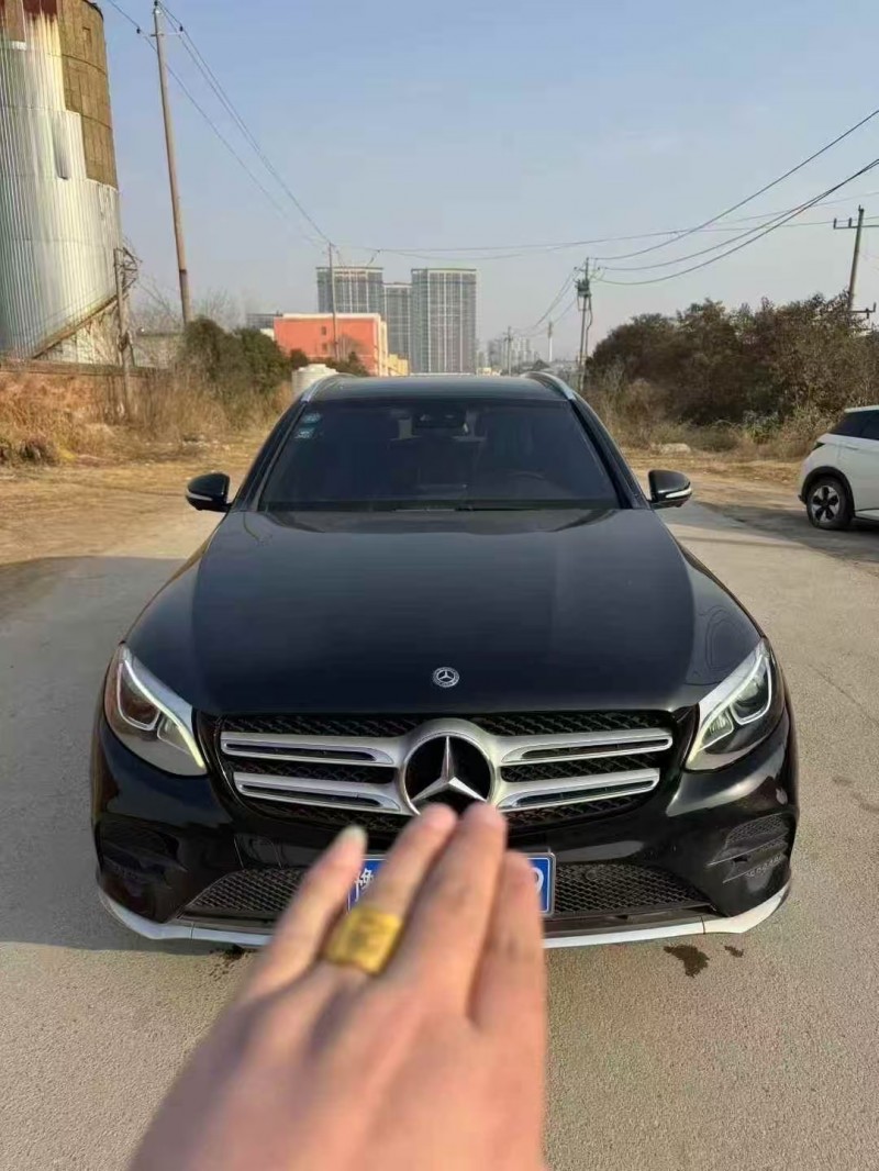 菏泽19年奔驰GLC1