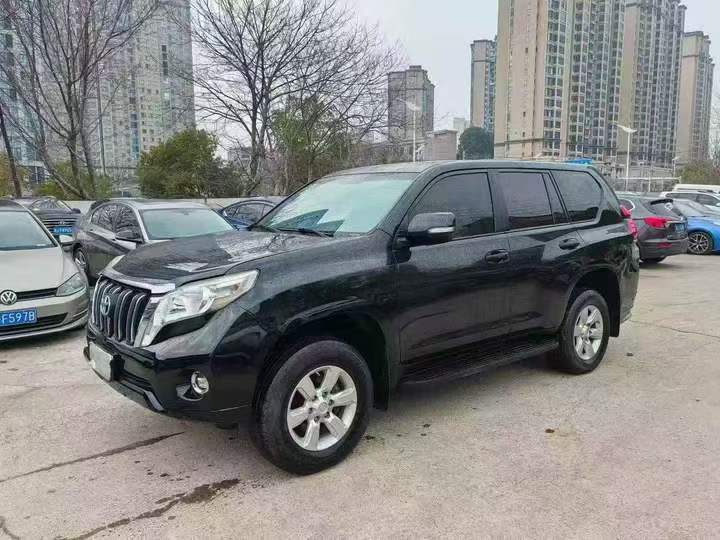 衡阳17年丰田普拉多2