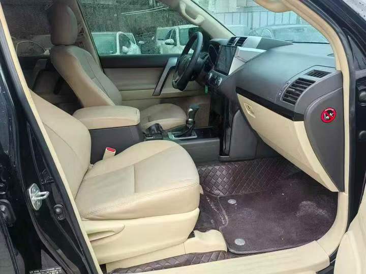 衡阳17年丰田普拉多4