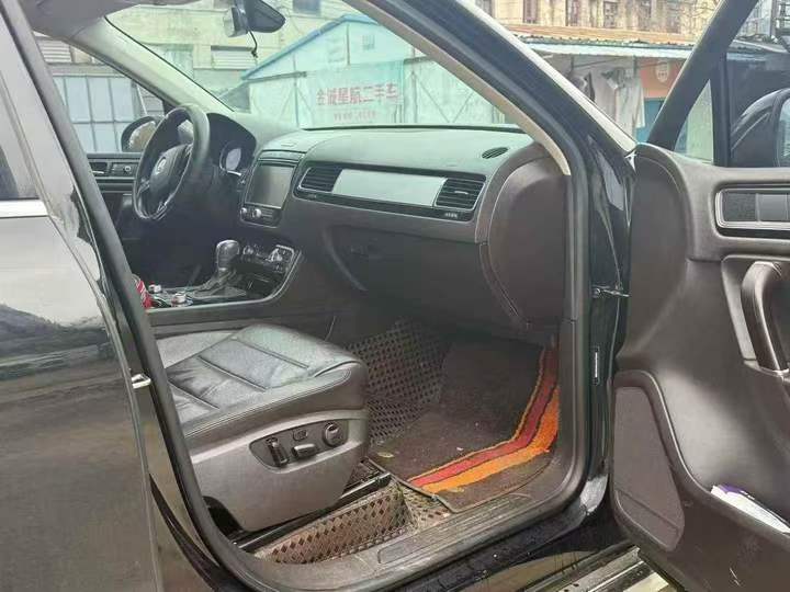 长沙18年大众途锐5