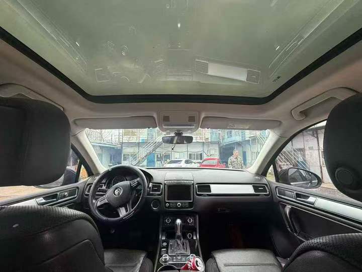 长沙18年大众途锐6