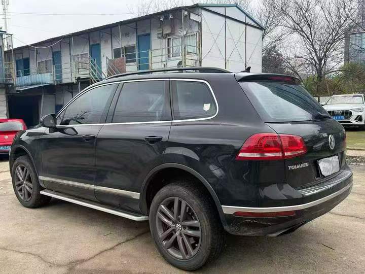 长沙18年大众途锐8