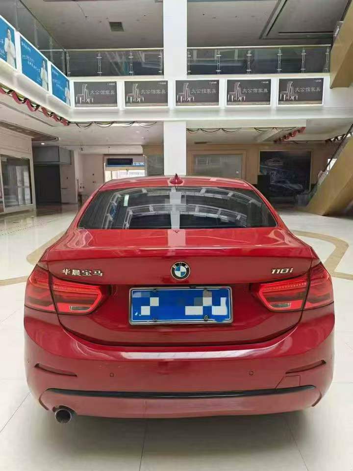 安庆18年宝马1系8