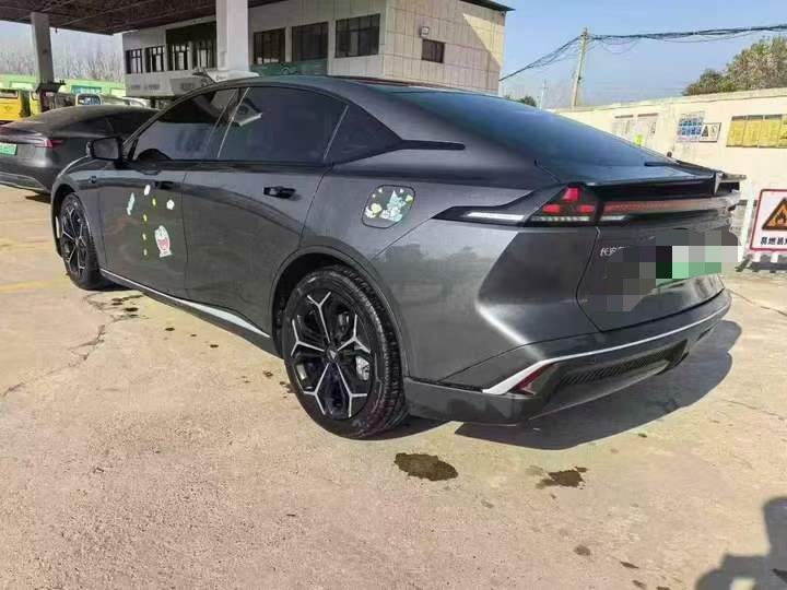 焦作24年长安汽车深蓝8