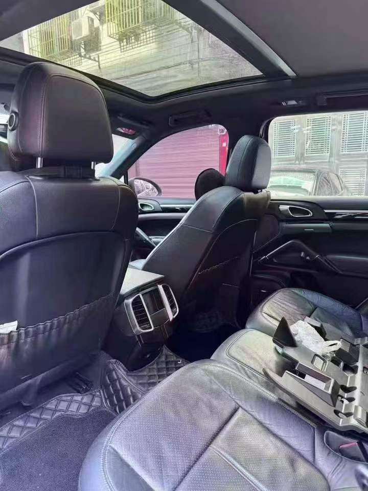 张家界14年保时捷Macan4