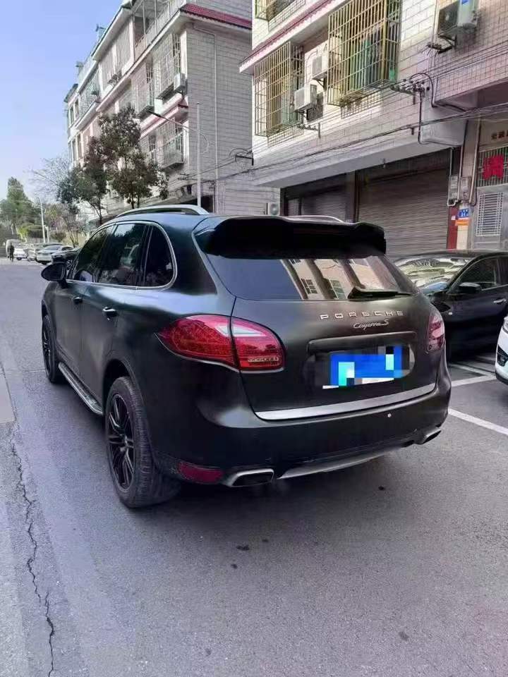 张家界14年保时捷Macan8