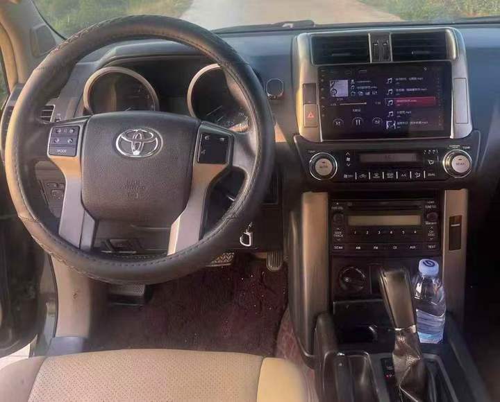 邵阳12年丰田汉兰达5