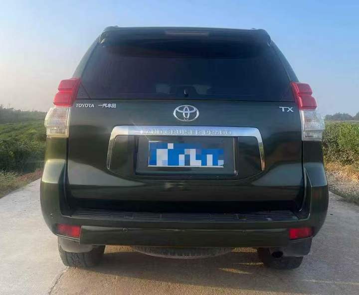 邵阳12年丰田汉兰达9