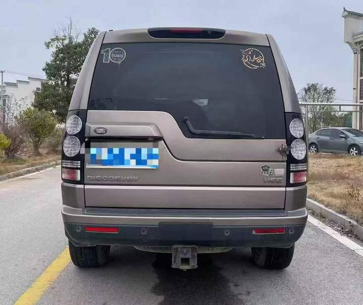 衡阳15年路虎发现9