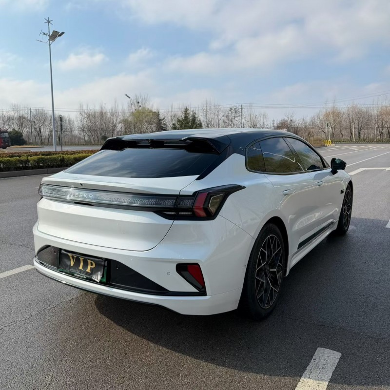 枣庄24年极氪汽车0014