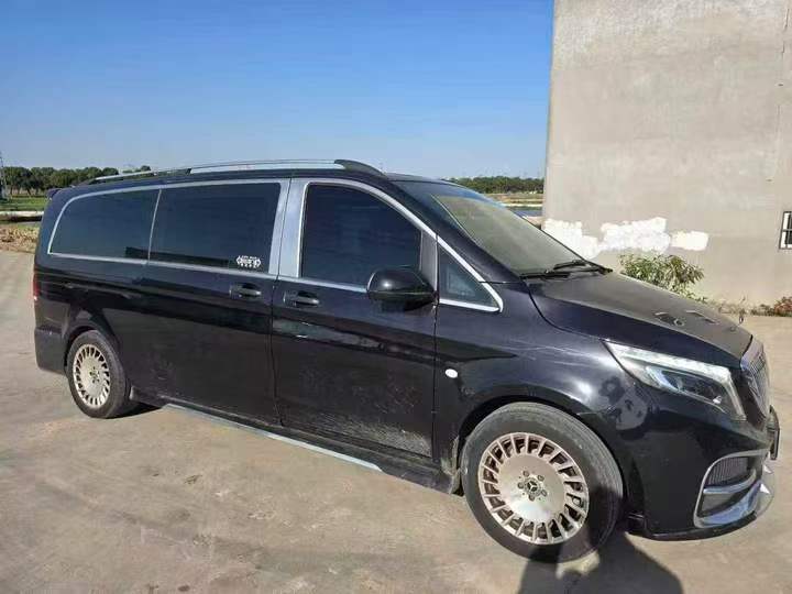 苏州21年奔驰威霆3