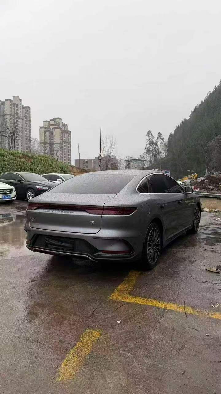 重慶24年比亞迪漢6