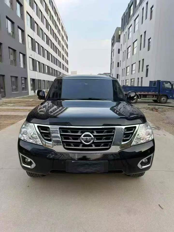 潍坊19年日产途乐1