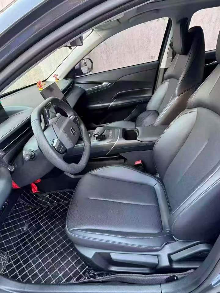 紹興25年長安汽車逸動5