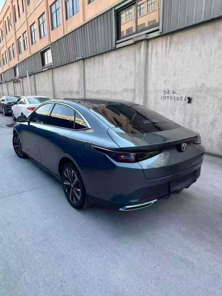 紹興25年長安汽車逸動7