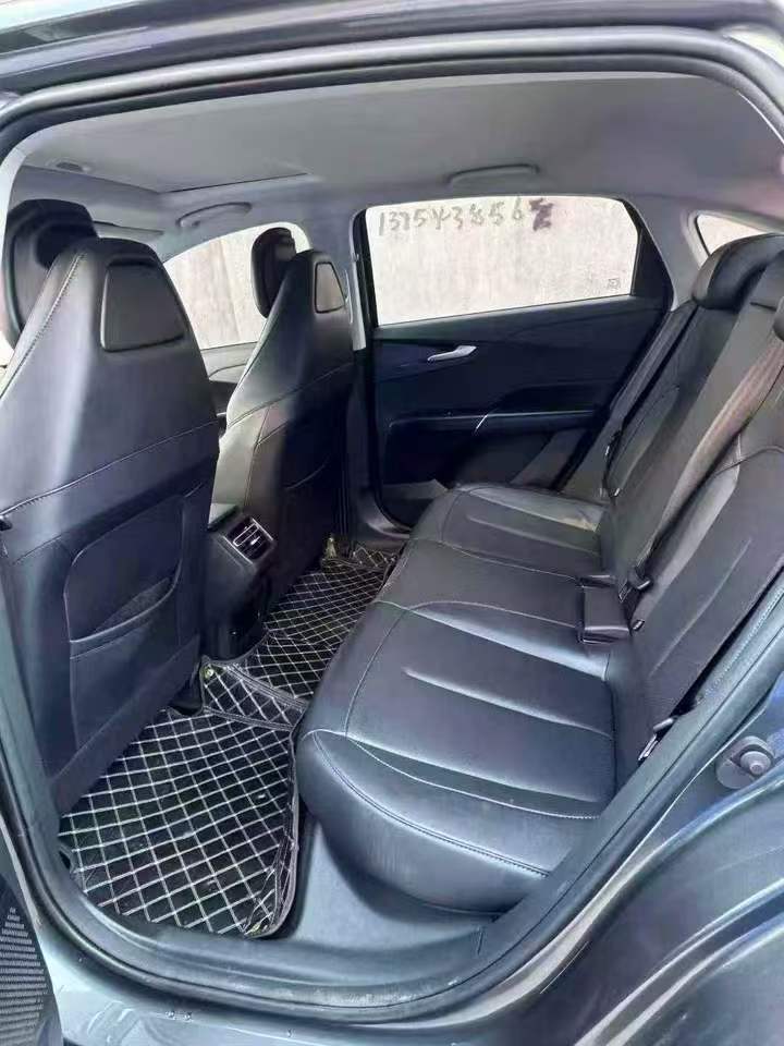 紹興25年長安汽車逸動8