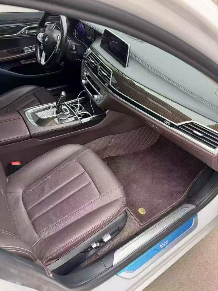 烟台17年宝马7系4