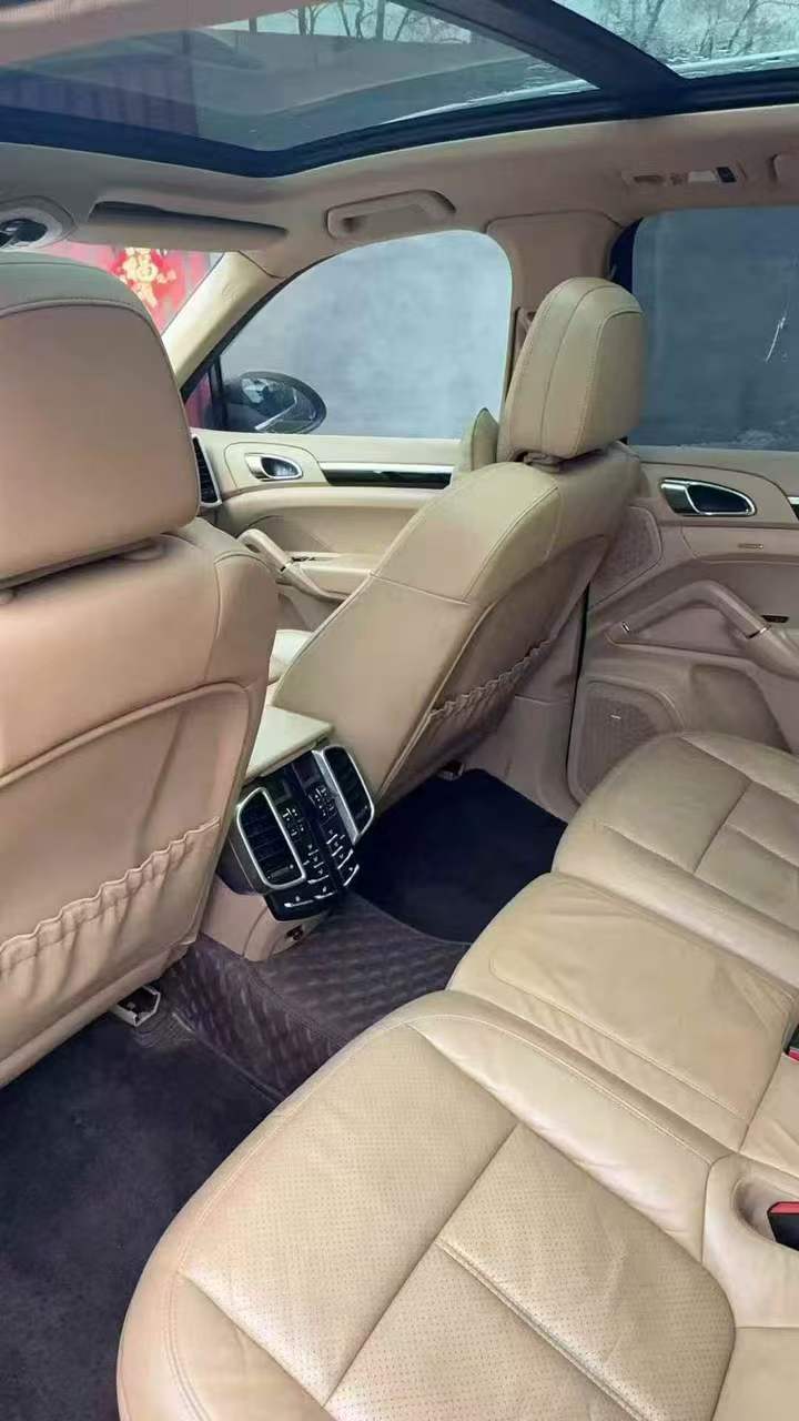 邯鄲13年保時捷卡宴6