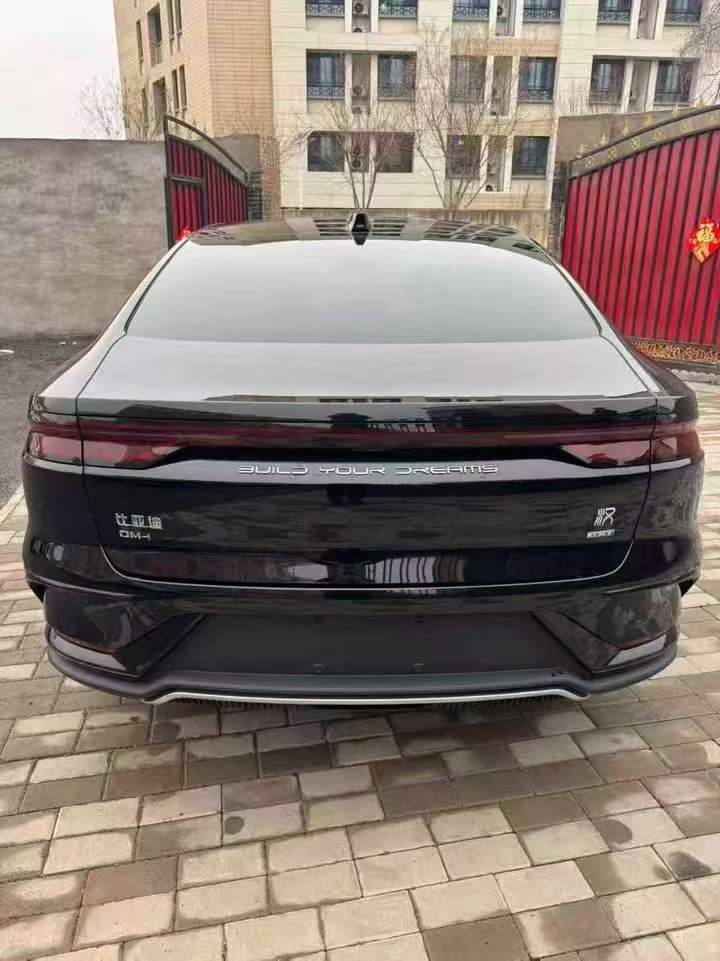 承德26年比亞迪漢9