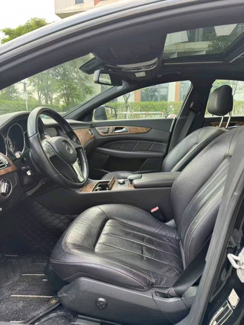 广州15年奔驰CLS4