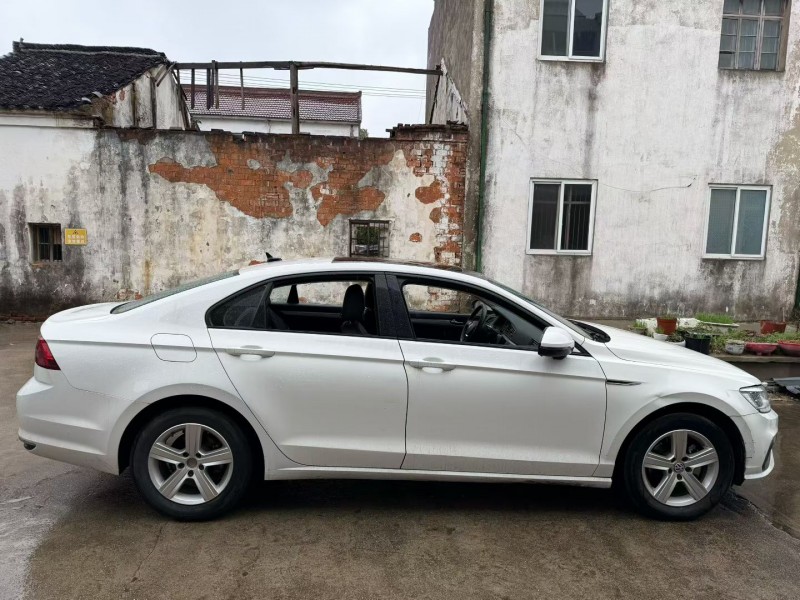 常州21年大众凌渡9