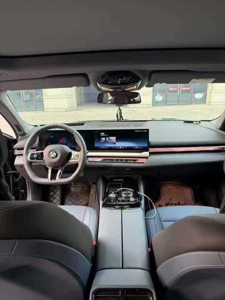 宁波25年宝马5系4