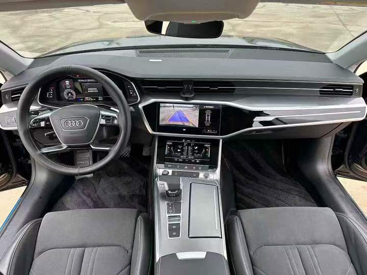 保定24年奥迪A7L4