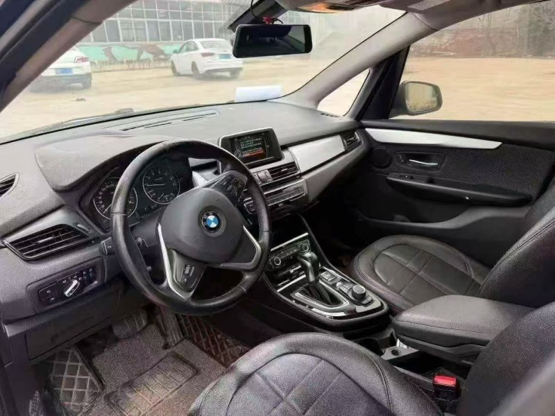 菏泽17年宝马2系4