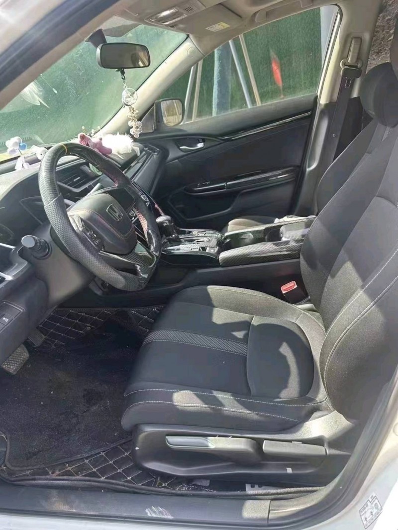 广州21年本田思域7