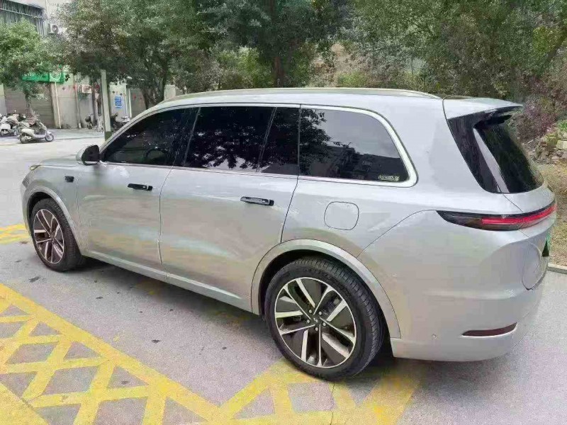 重庆23年理想L98