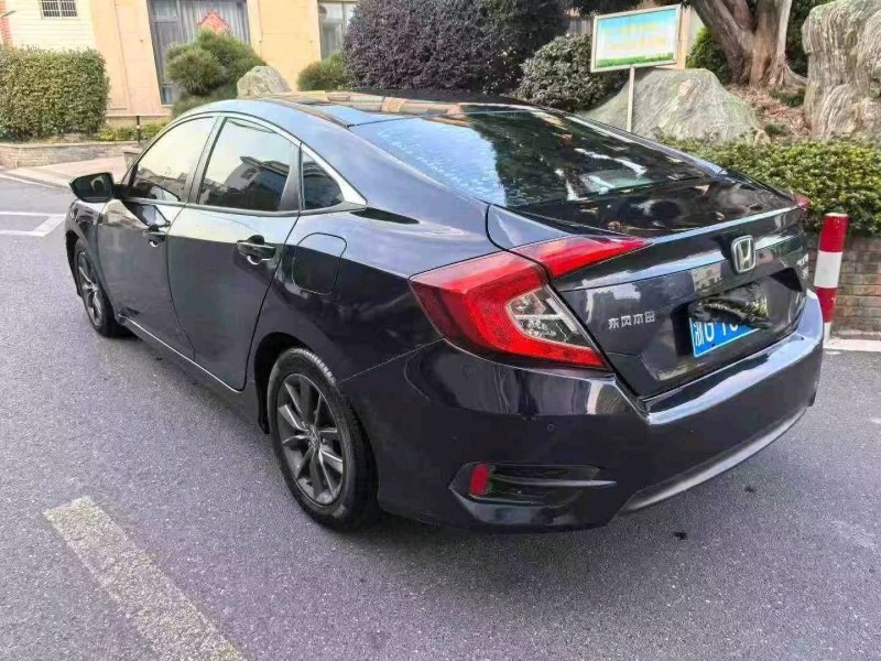 金华19年本田思域4