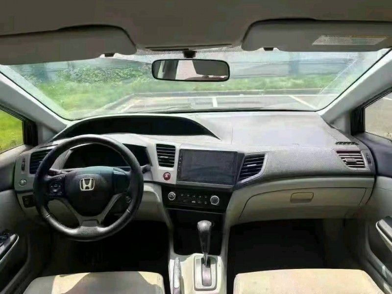 广州12年本田思域7