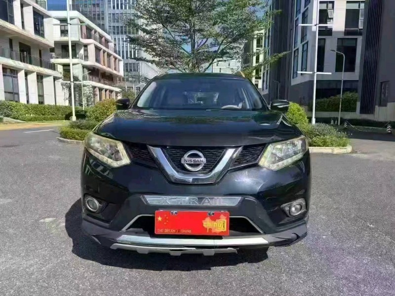 广州16年日产奇骏1