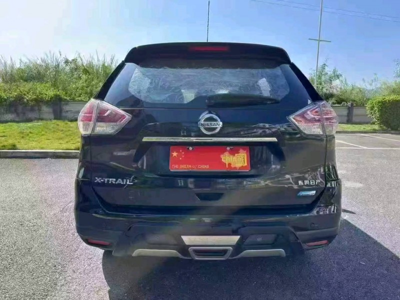 广州16年日产奇骏8