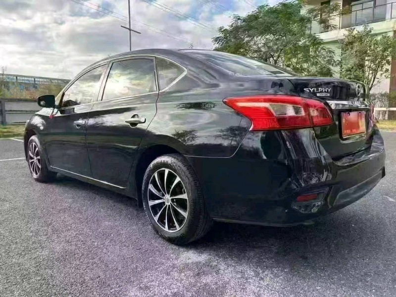 广州19年日产轩逸9