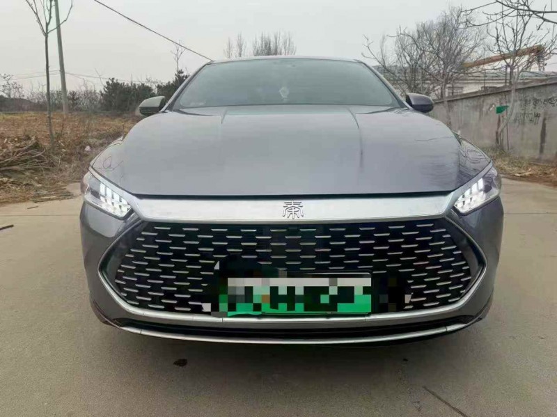 安慶23年比亞迪秦1