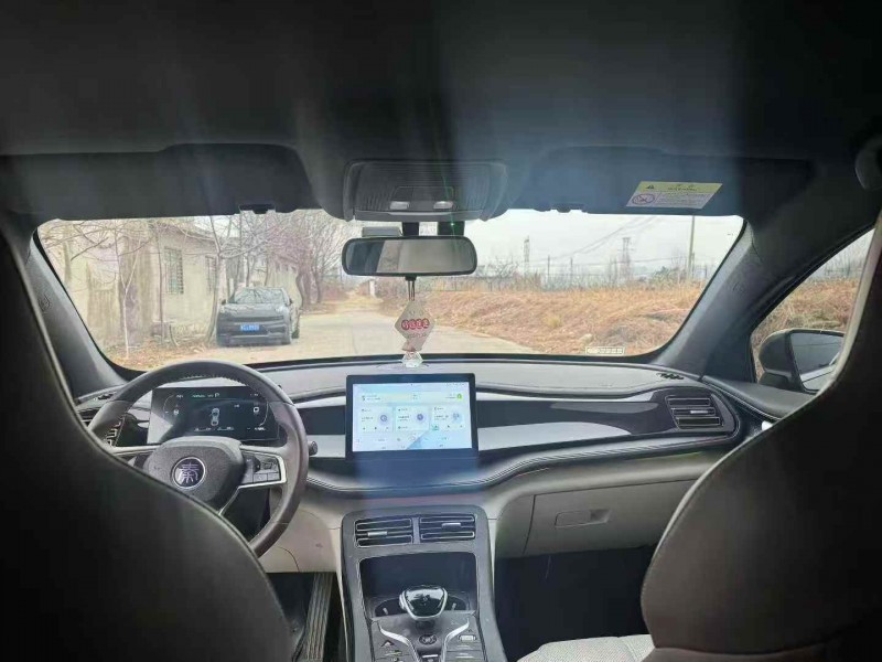 安慶23年比亞迪秦4