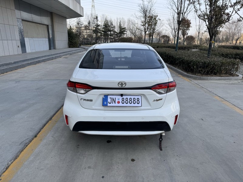 濟寧22年豐田雷凌9